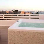 Villa Gold & White *