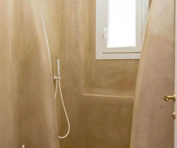 Gold & White וילה Maragkas