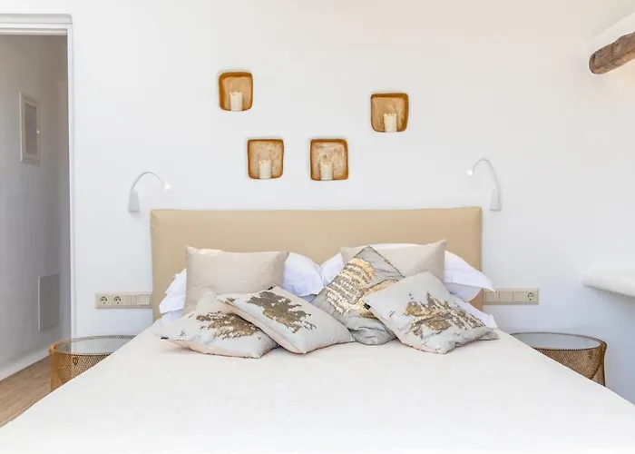 Villa Gold & White *