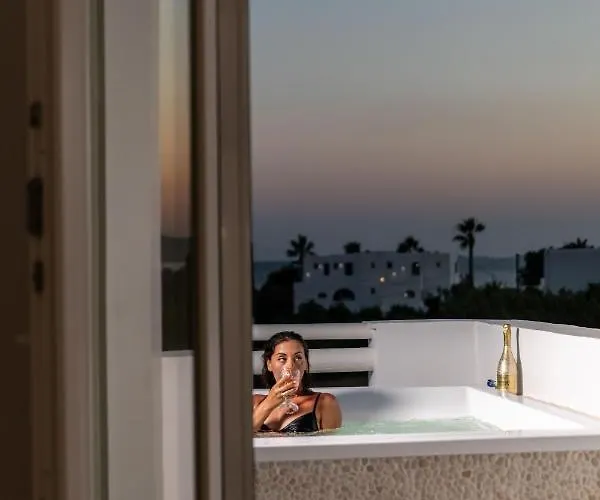 Gold & White וילה Maragkas